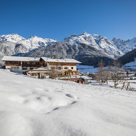 Hotel Ladestatthof à Neustift im Stubaital Extérieur photo