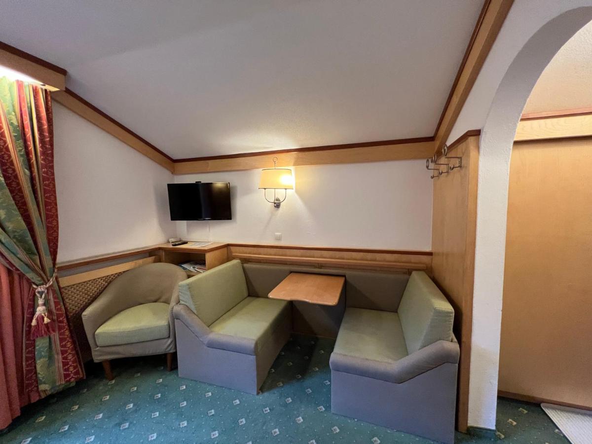 Hotel Ladestatthof à Neustift im Stubaital Extérieur photo