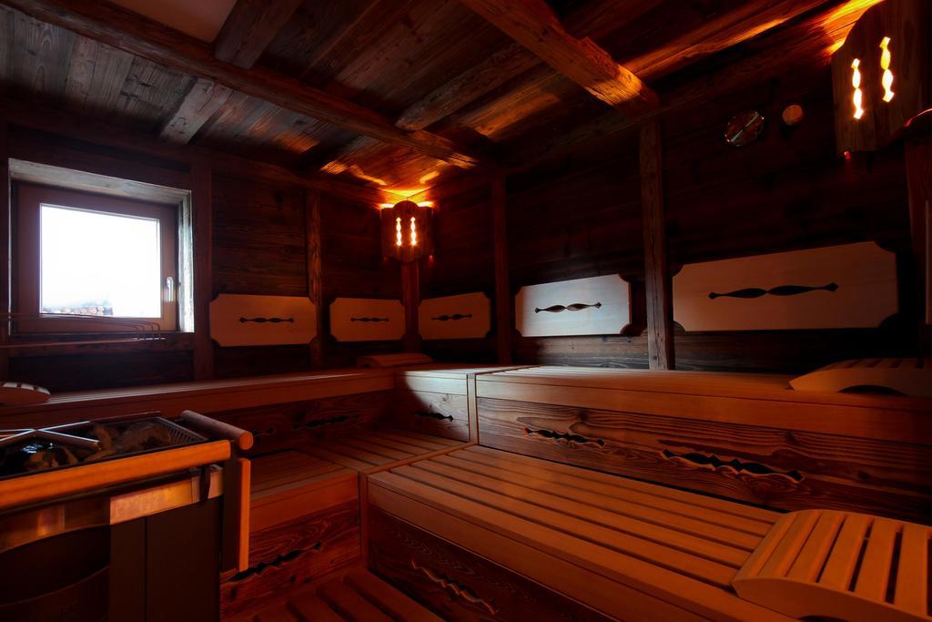 Hotel Ladestatthof à Neustift im Stubaital Extérieur photo